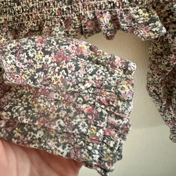 SO Floral Smocked Top - Picture 6 of 11